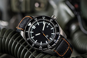 为什么青岛百达翡丽越走越快